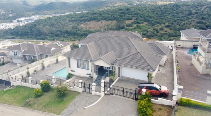 5 Bedroom Property for Sale in Nahoon Valley Park Eastern Cape